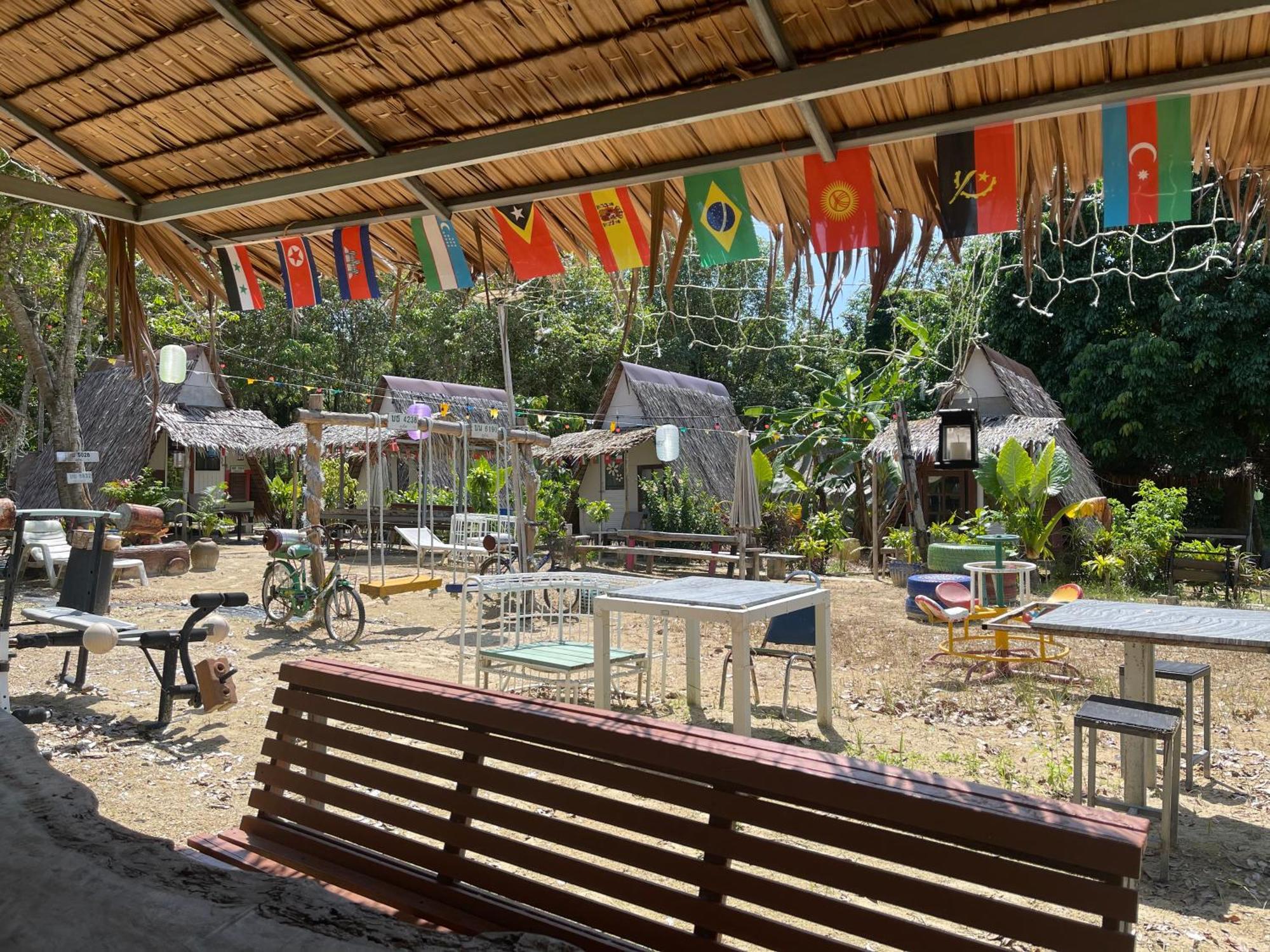 Hotel Phuketairportcamping à Ban Bo Sai Klang Extérieur photo