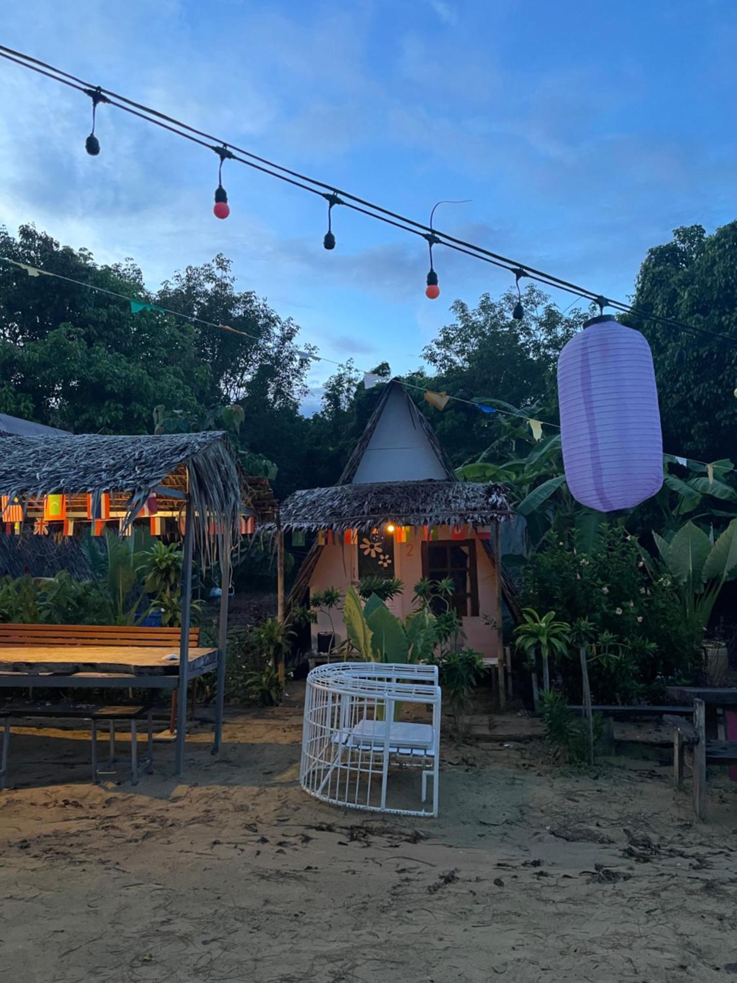 Hotel Phuketairportcamping à Ban Bo Sai Klang Extérieur photo